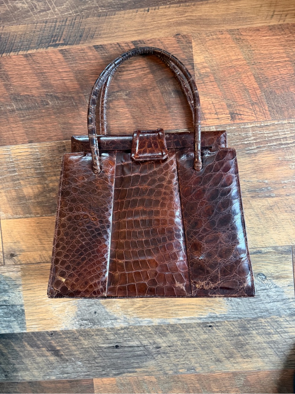 Vintage Genuine Alligator Purse - Picture 8 of 9